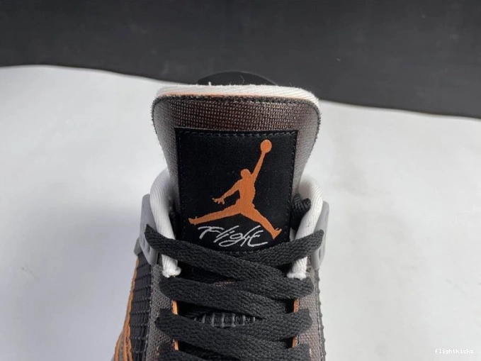 Jordan 4 (W) CW7183-100 Starfish Air Retro 0912
